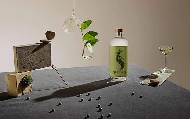 Seedlip-Garden-lifestyle