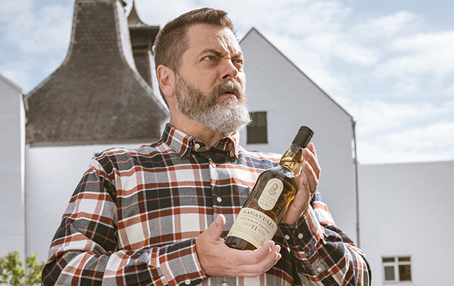 Nick-Offerman-Lagavulin-Edition-whisky