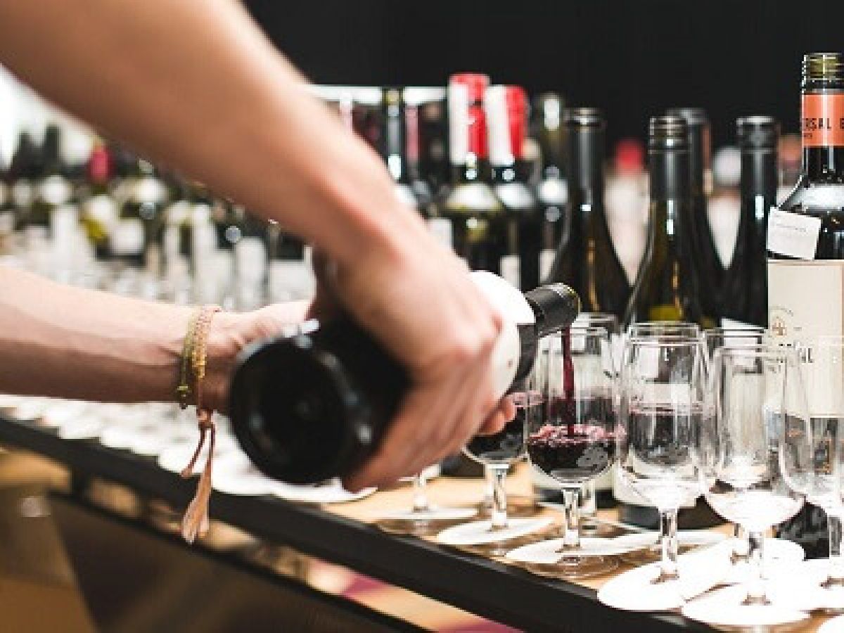 Photo for: Why Product Ratings Matter for Wine, Beer and Spirit Brands