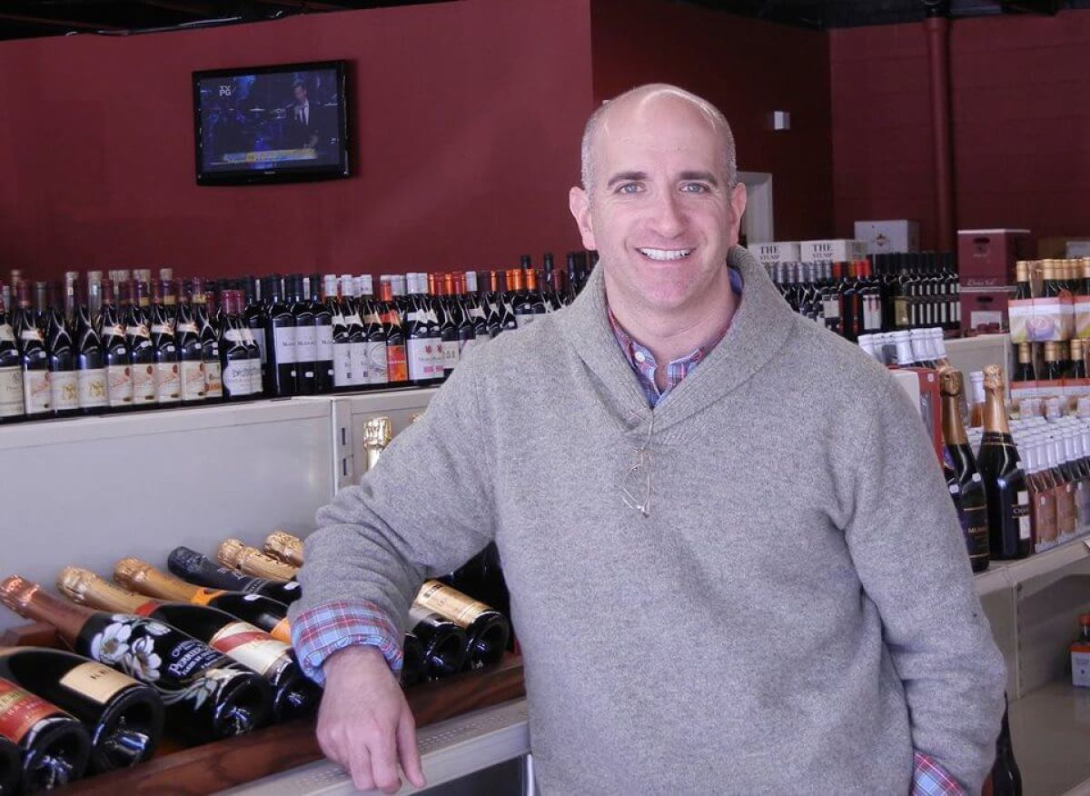 Photo for: 5 Cross-Selling Tips for Distributors, Retailers and Producers in the 3 Tier System