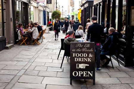 Photo for: 9 Tips To Grow Your UK On-Premise Sales